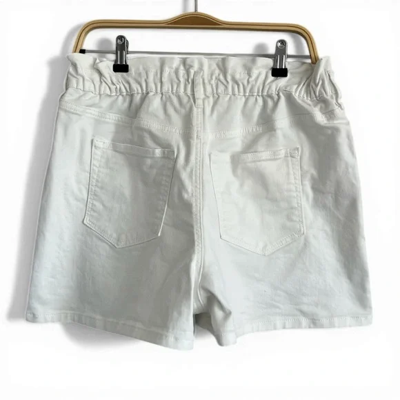 LOFT White Denim Paperbag Waist Shorts High Rise Button Fly Size 6 - Picture 2 of 5